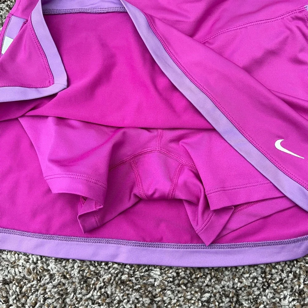 Nike DriFit Tennis Skirt - Picture 3 of 6